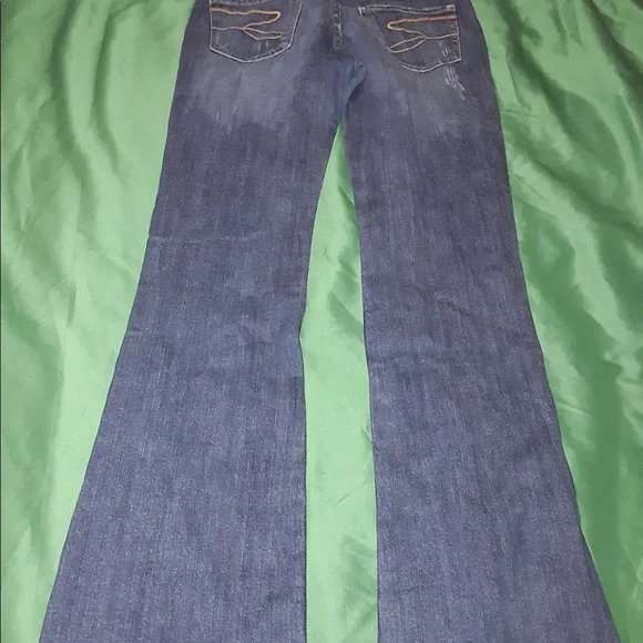 SEVEN7 Distressed Patch Jeans - Picture 6 of 8